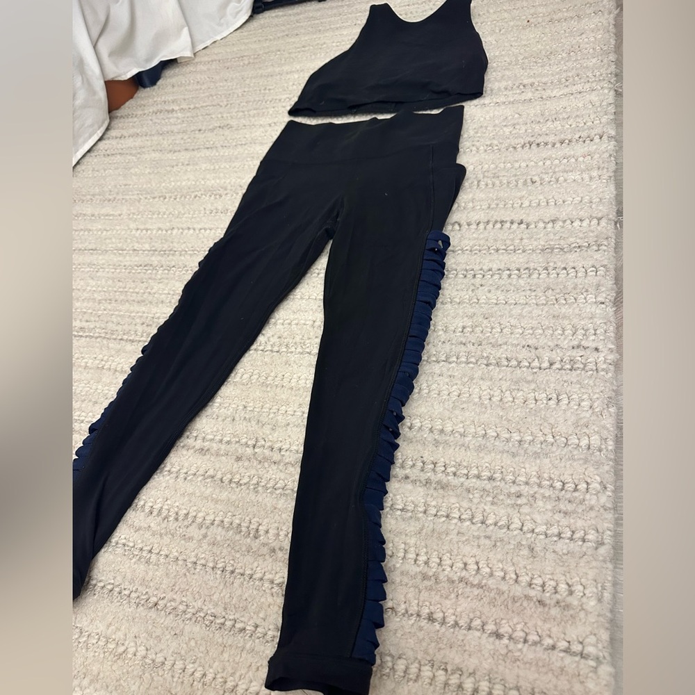 Black workout set
